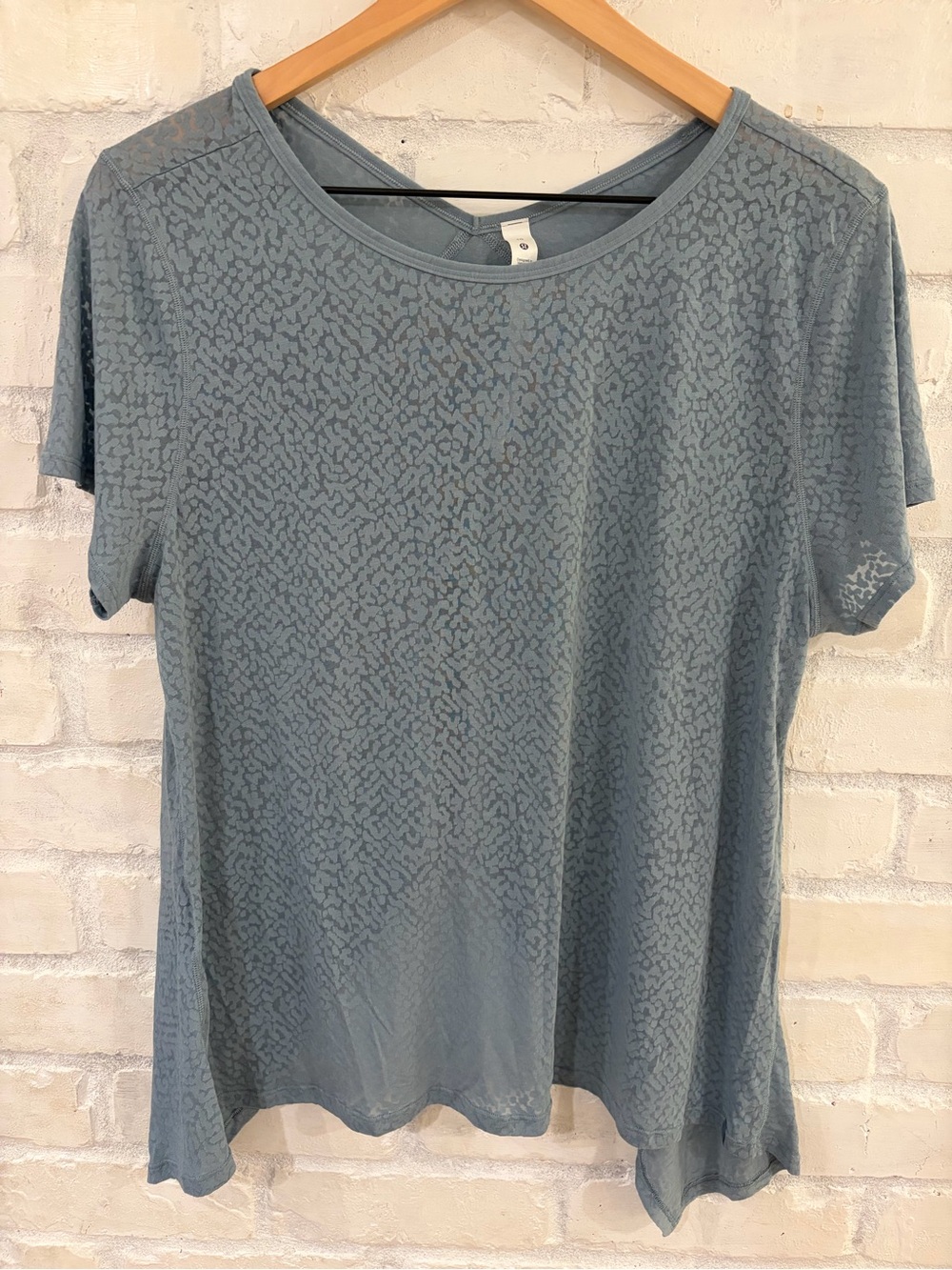 Lululemon Loop Around Tee